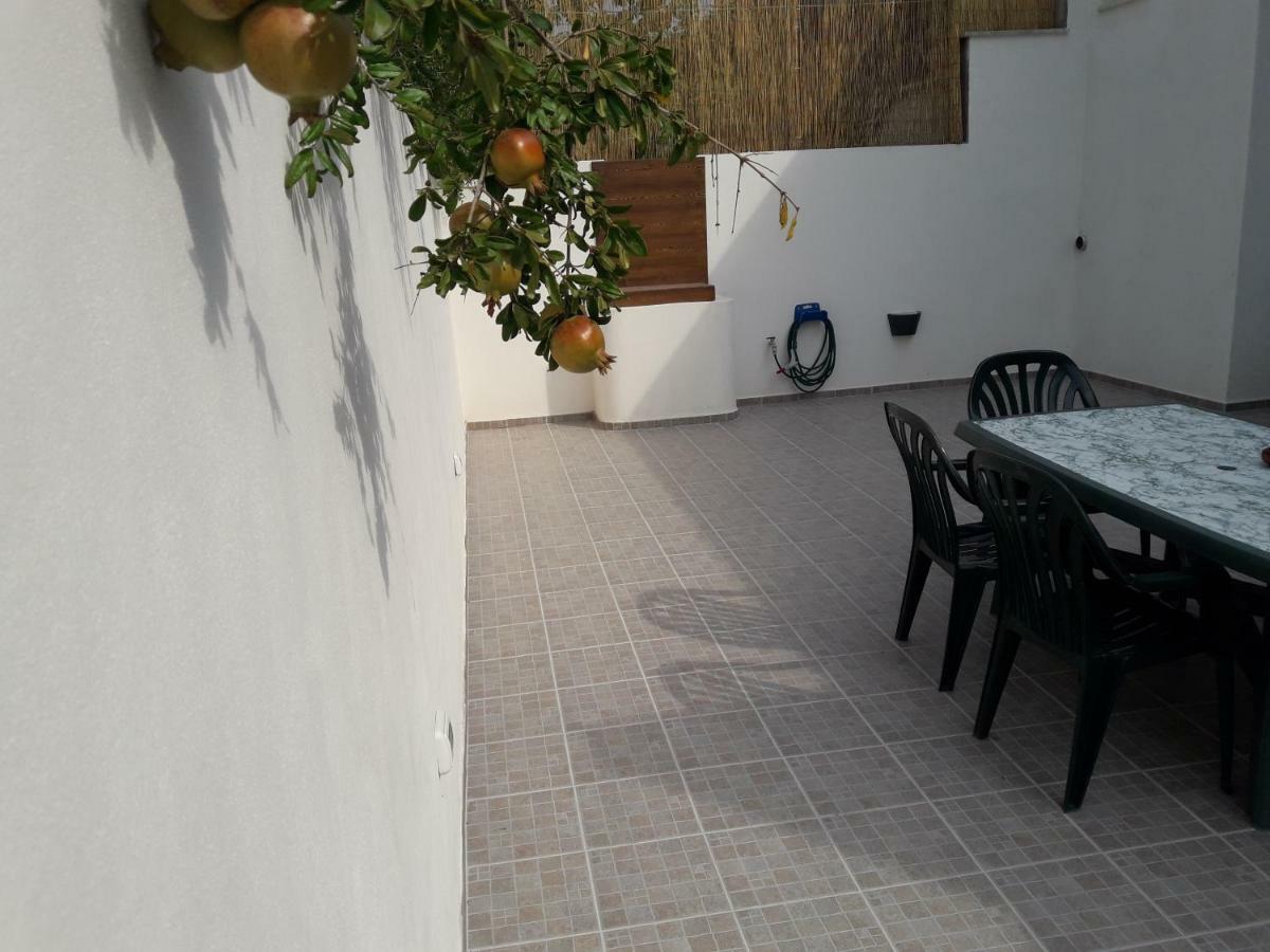 Via Alessandria Hotel Racale Exterior foto